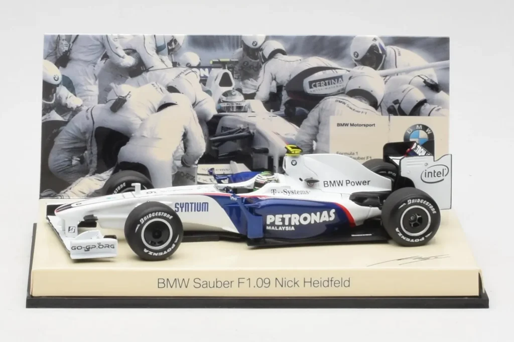 Model 1:43 BMW Sauber F1.09 #6 N. Heidfeld F1 v2 year 2009 Minichamps