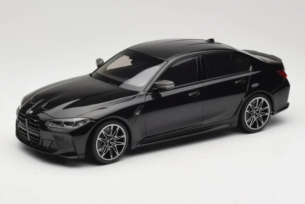 โมเดลรถ 1:18 BMW M3 G80 สีเทาเมทัลลิก Minichamps