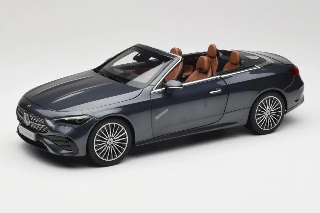 车型 1:18 Mercedes CLE Cabriolet A236 Dark Grey Norev
