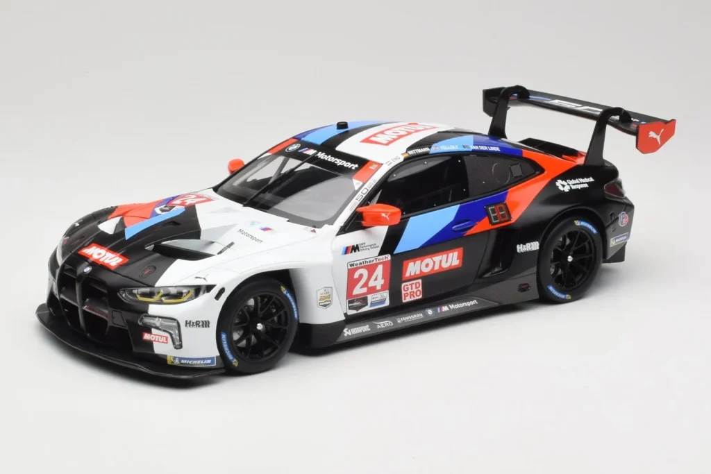 โมเดลรถ 1:18 BMW M4 GT3 G82 #24 BMW Team RLL J. Edwards / M. Wittmann IMSA ปี 2022 Minichamps (มือสอง)