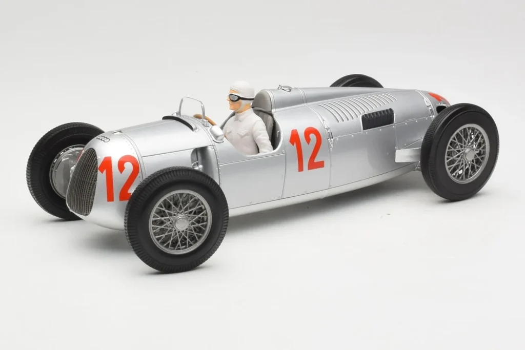 Model 1:18 Auto Union Type C #12 H. Stuck Hungarian GP Budapest 1936 Minichamps