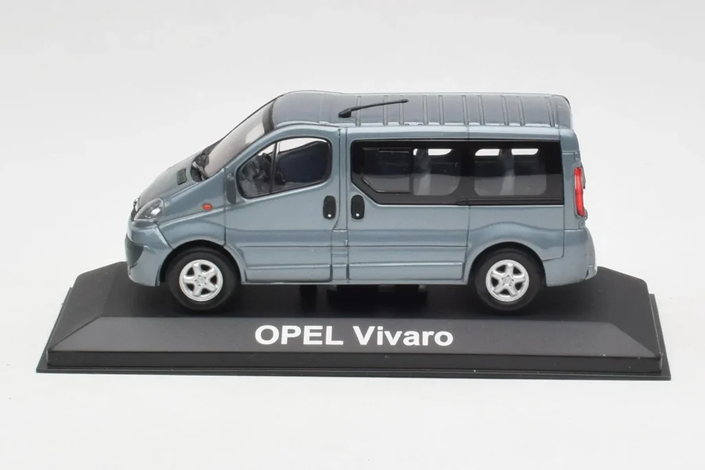 Model 1:43 Opel Vivaro A Blue Grey Minichamps