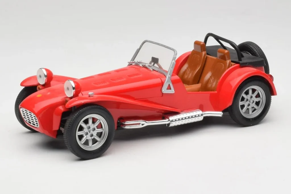 โมเดลรถ 1:18 Caterham Super Seven Series 3 สีแดง Anson (มือสอง)