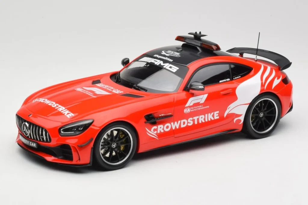 车型 1:18 Mercedes AMG GT R C190 Safety Car F1 年 2021 Minichamps