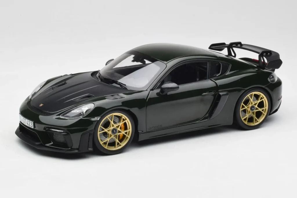 โมเดลรถ 1:18 Porsche Cayman GT4 RS 982 Weissach Package Brewster สีเขียว Norev