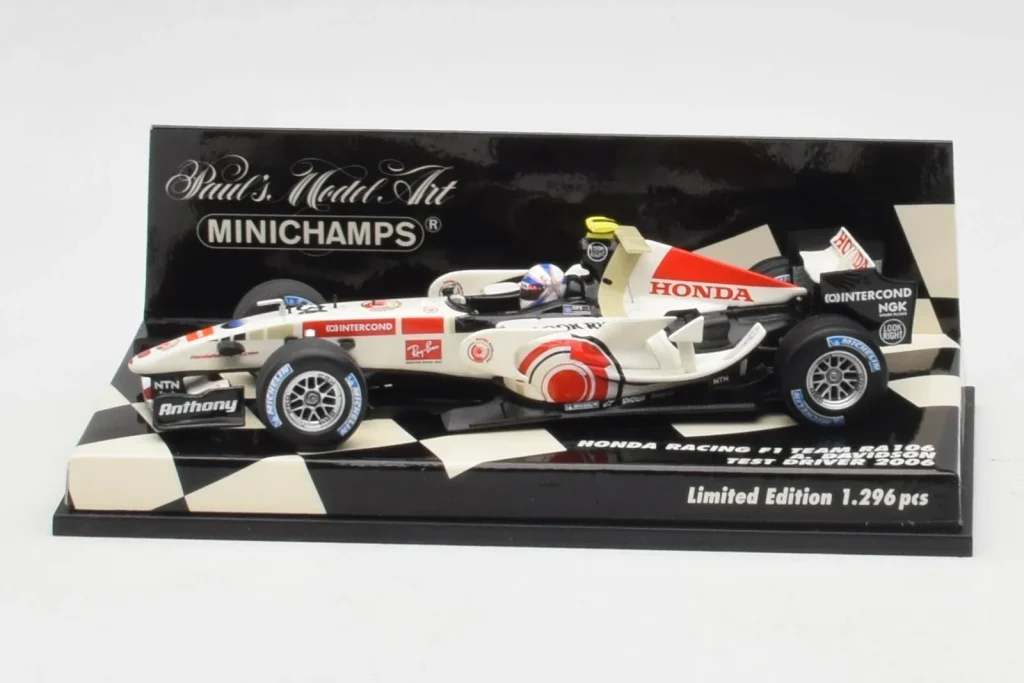 Model 1:43 Honda RA106 A. Davidson Test Driver F1 year 2006 Minichamps