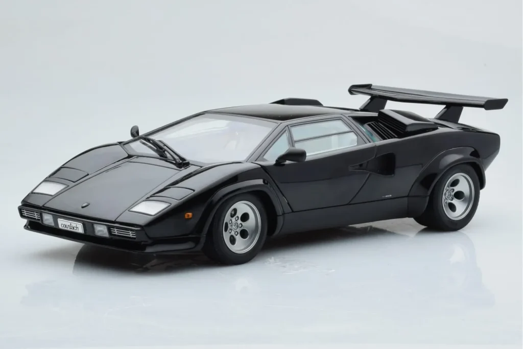 โมเดลรถ 1:18 Lamborghini Countach LP5000S สีดำ AUTOart (มือสอง)
