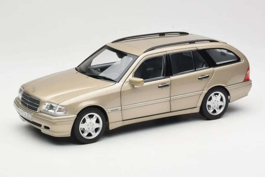 车型 1:18 Mercedes C-Class T-Model W202 Smoke 银色 Norev