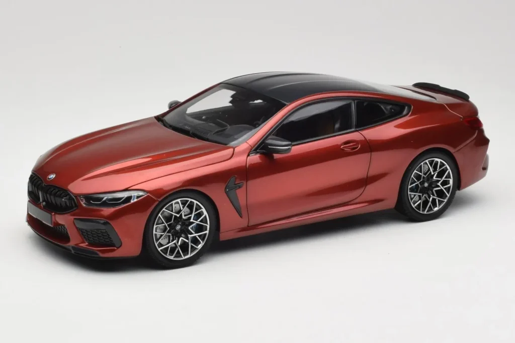 โมเดลรถ 1:18 BMW M8 F91 Convertible Storm Bay Metallic Minichamps (มือสอง)