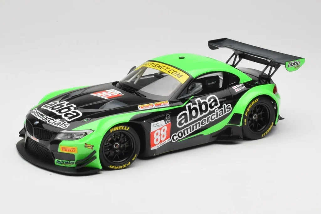 โมเดลรถ 1:18 BMW Z4 E89 GT3 #88 Team Abba P. Neary / R. Short British GT Championship ปี 2016 Minichamps (มือสอง)