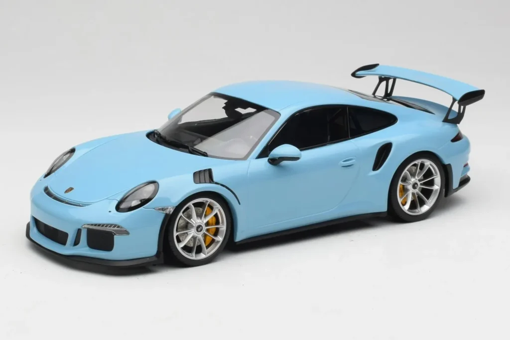 Model 1:18 Porsche 911 991.1 GT3 RS Blue Matt Wheels Minichamps