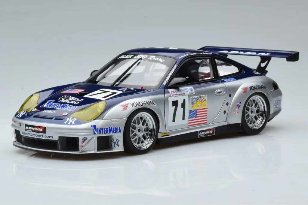 Model 1:18 Porsche 911 996 GT3 RSR #71 A. Job year 2005 AUTOart