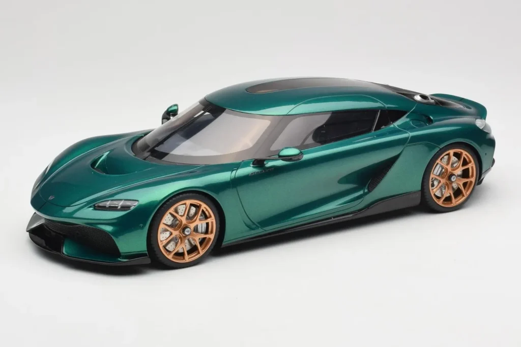 โมเดลรถ 1:18 Koenigsegg Gemera Racing สีเขียว GT Spirit