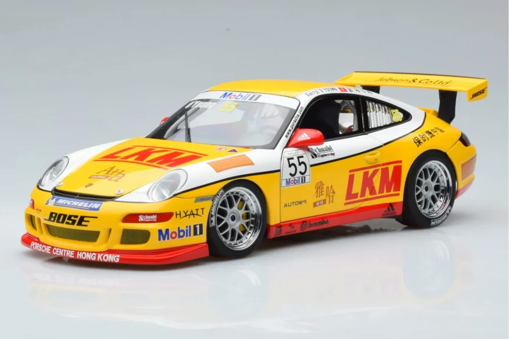 โมเดลรถ 1:18 Porsche 911 997 GT3 Cup D. O’Young Carrera Cup Asia ปี 2007 AUTOart (มือสอง)