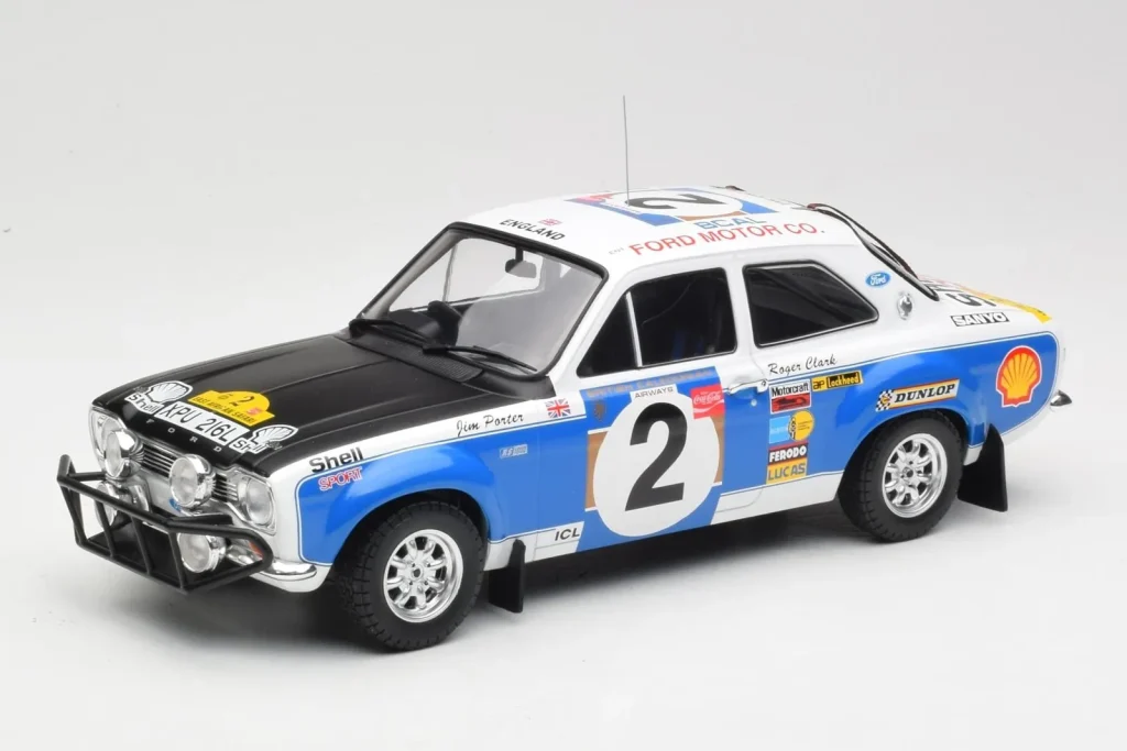 车型 1:18 Ford Escort RS 1600 Mk1 #2 R. Clark / J. Porter Safari Rally 年 1973 IXO