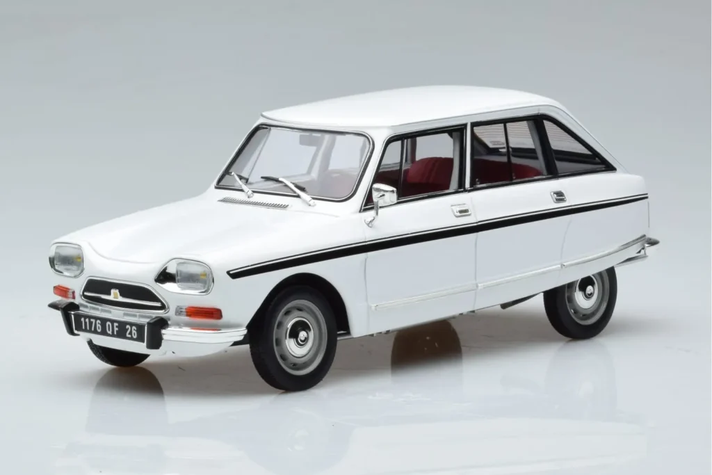 Model 1:18 Citroen Ami Super Meije white Norev