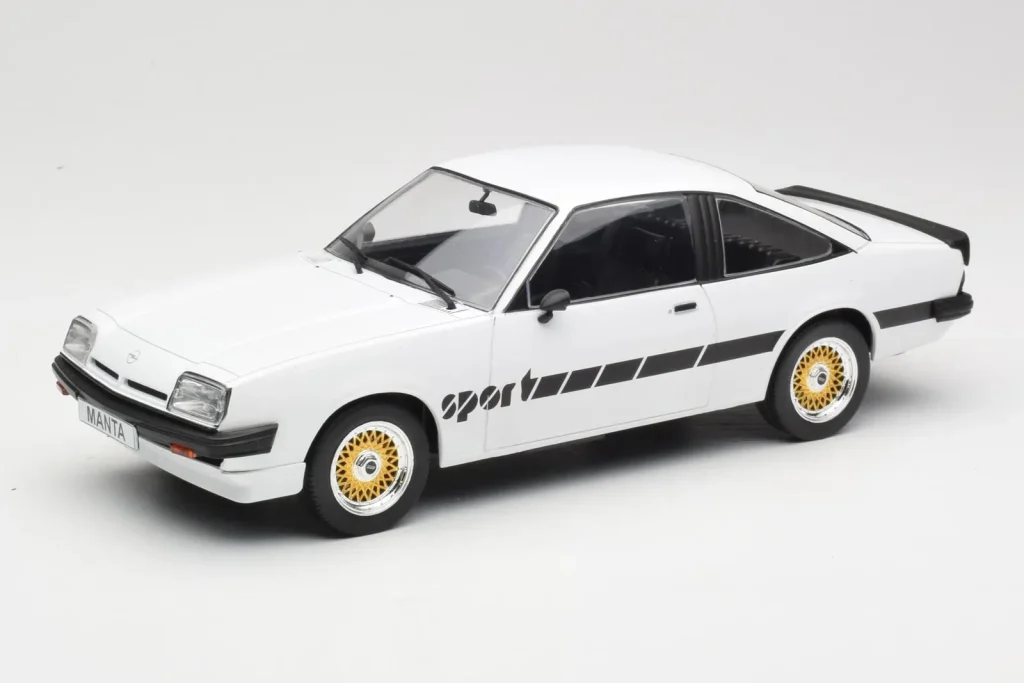 Model 1:18 Opel Manta B Sport white MCG