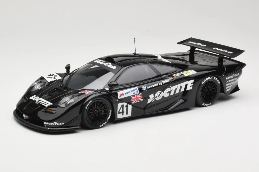 Model 1:18 McLaren F1 GTR Gulf Team Davidoff #41 T. Bscher / E. Pirro / R. Capello 24 Hours of Le Mans year 1998 Minichamps