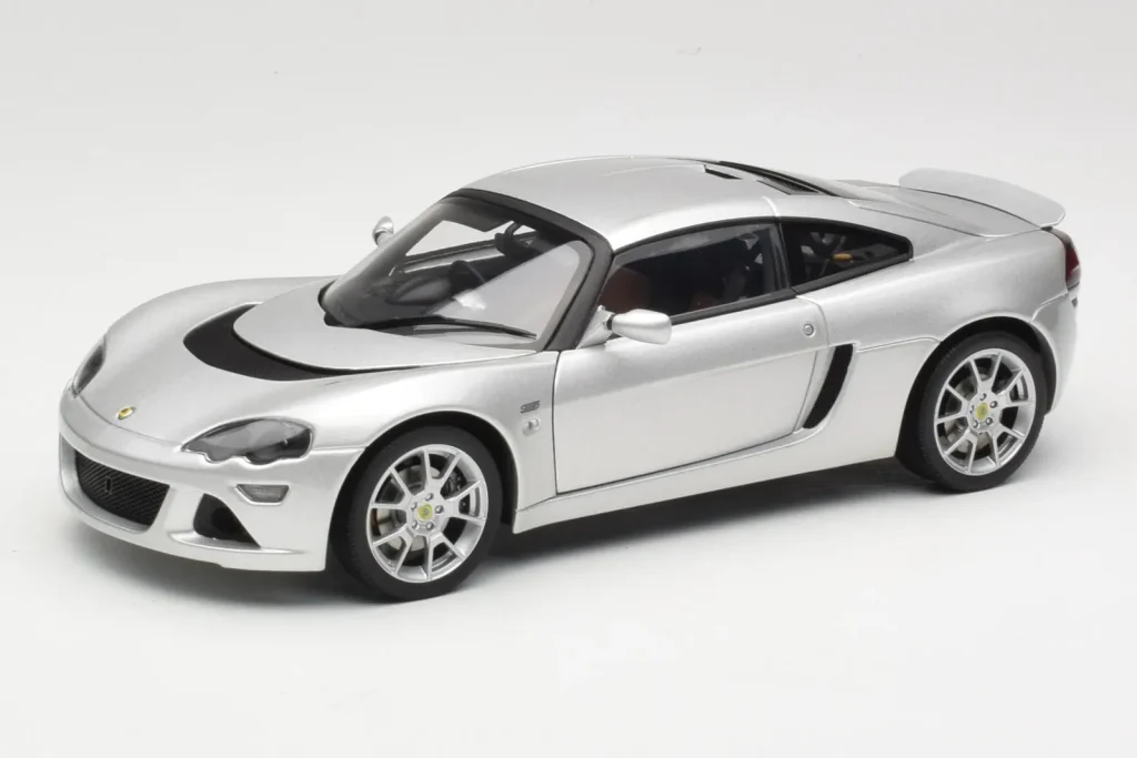 车型 1:18 Lotus Europa S 银色 AUTOart