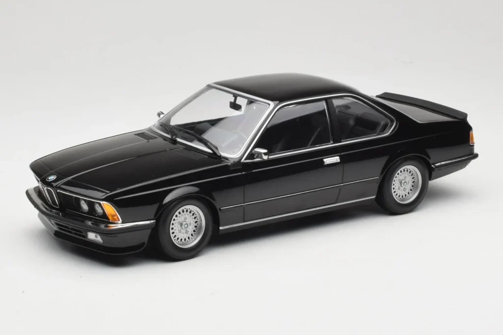 โมเดลรถ 1:18 BMW 635 CSi E24 สีดำเมทัลลิก Minichamps (มือสอง)
