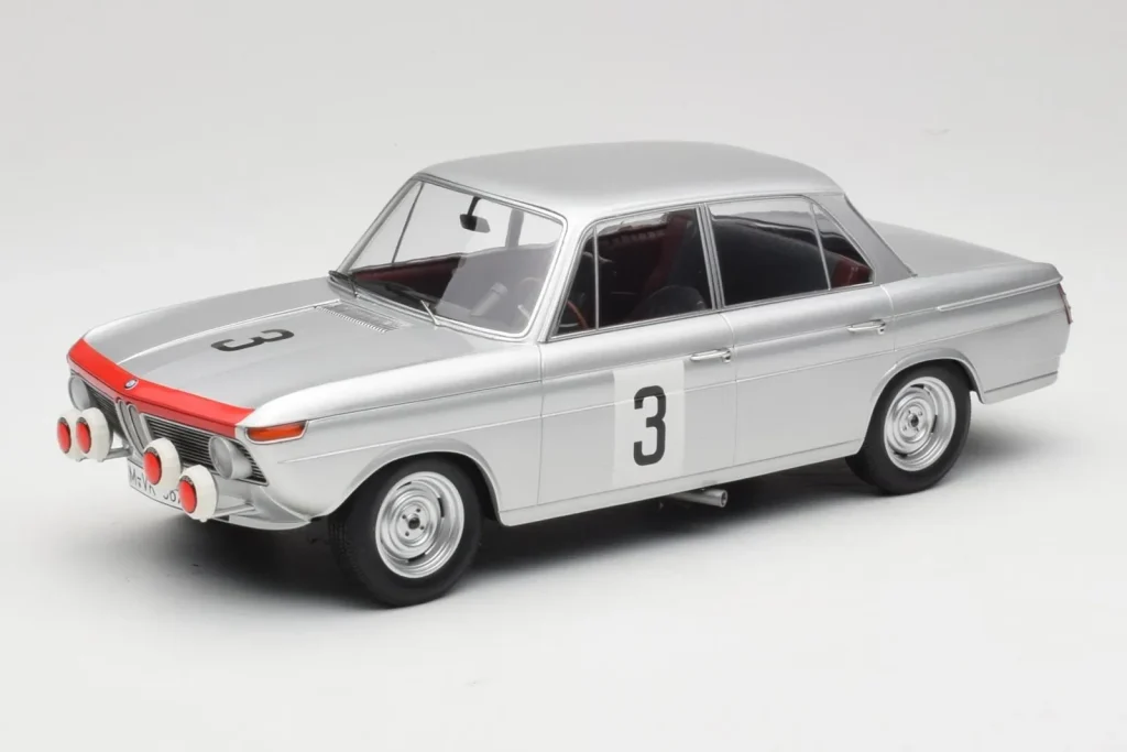 โมเดลรถ 1:18 BMW 1800 TiSA #3 D. Glemser / J. Ickx 24 Hours of Spa ปี 1965 Minichamps (มือสอง)