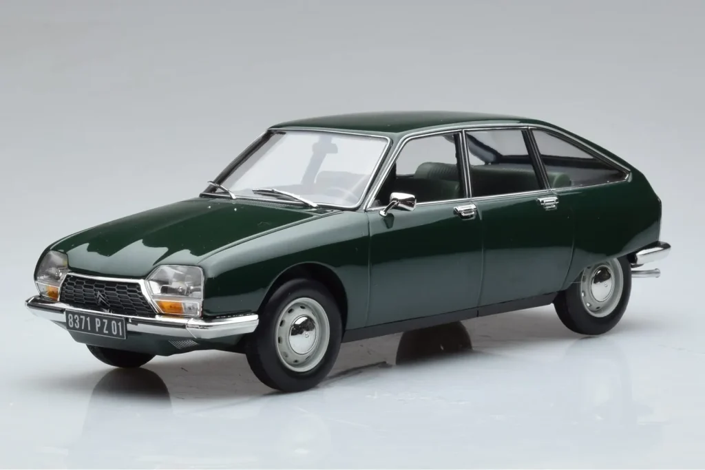 Model 1:18 Citroen GS Club green Norev