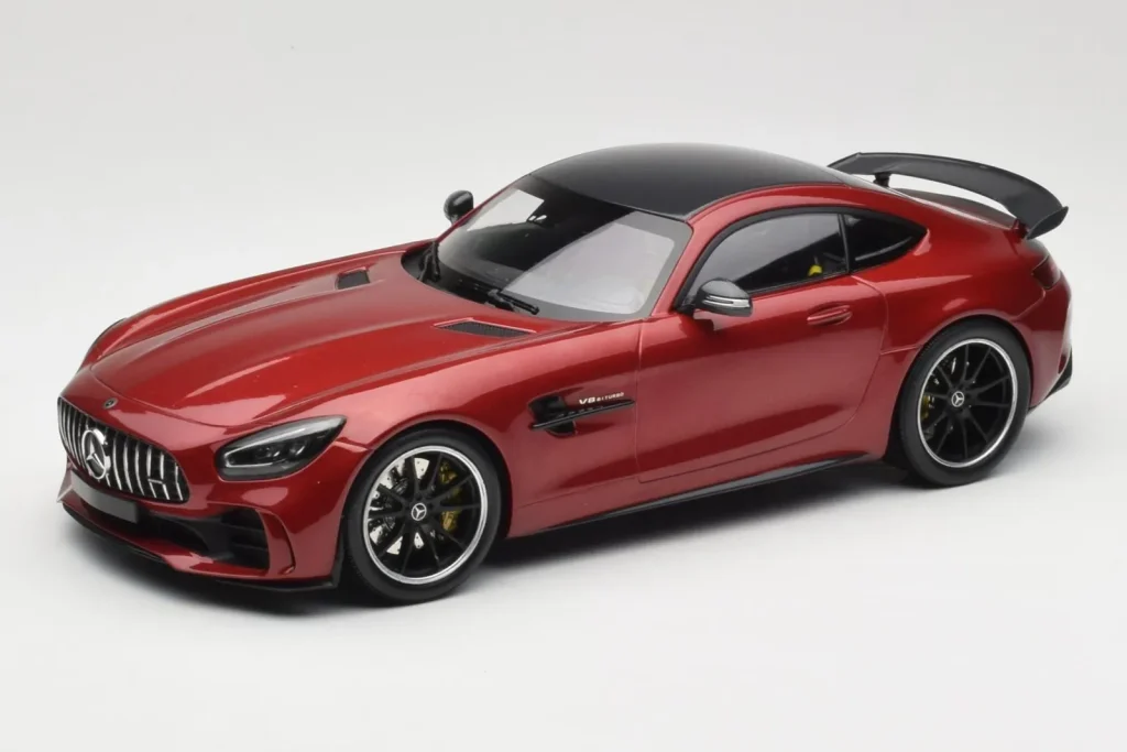 โมเดลรถ 1:18 Mercedes AMG GT R C190 Jupiter สีแดงเมทัลลิก Minichamps (มือสอง)