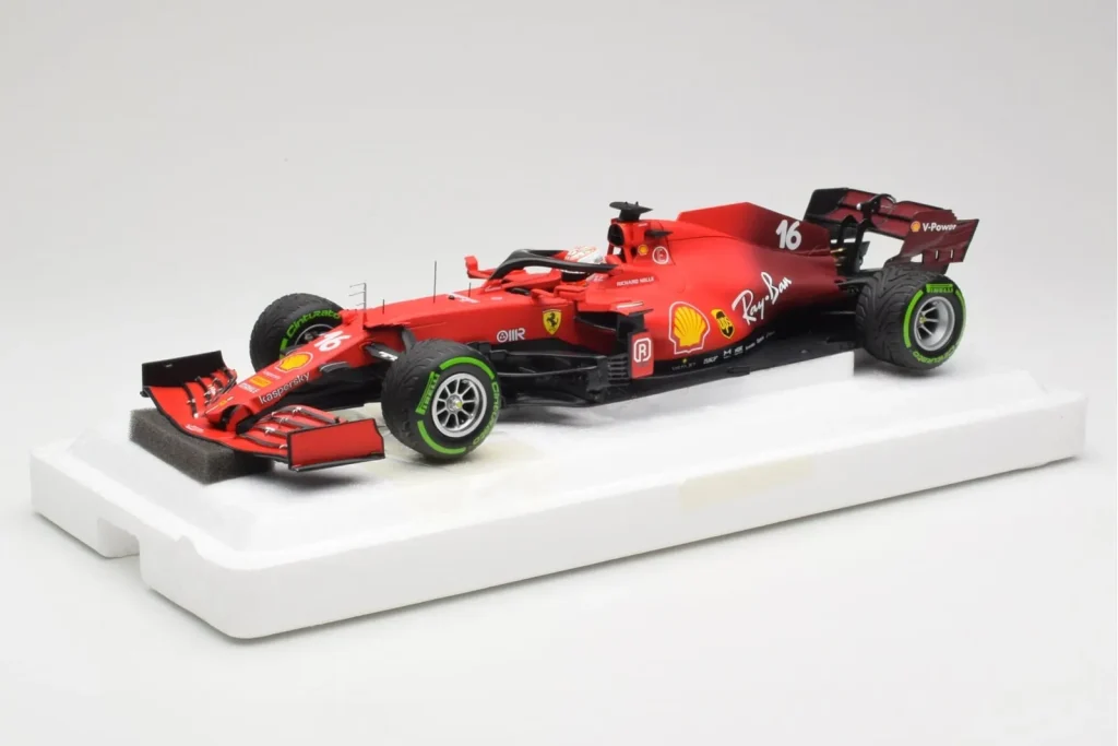 โมเดลรถ 1:18 Scuderia Ferrari SF21 #16 C. Leclerc Emilia Romagna GP ปี 2021 BBR (มือสอง)