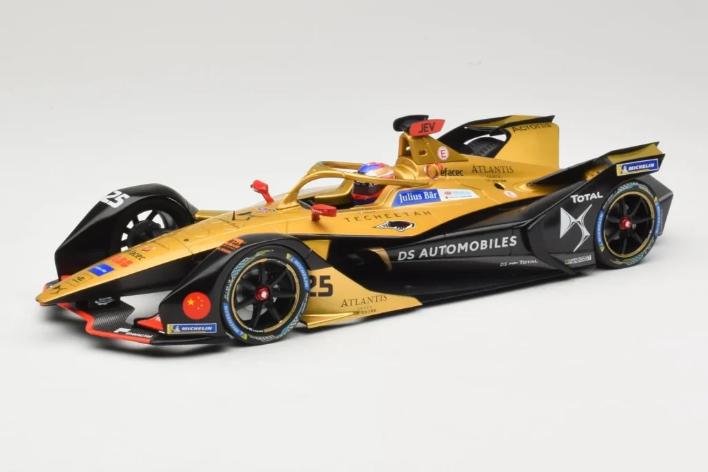 โมเดลรถ 1:18 DS E-Tense FE19 DS Techeetah #25 J-E. Vergne Formula E Season 5 ปี 2019 Minichamps (มือสอง)