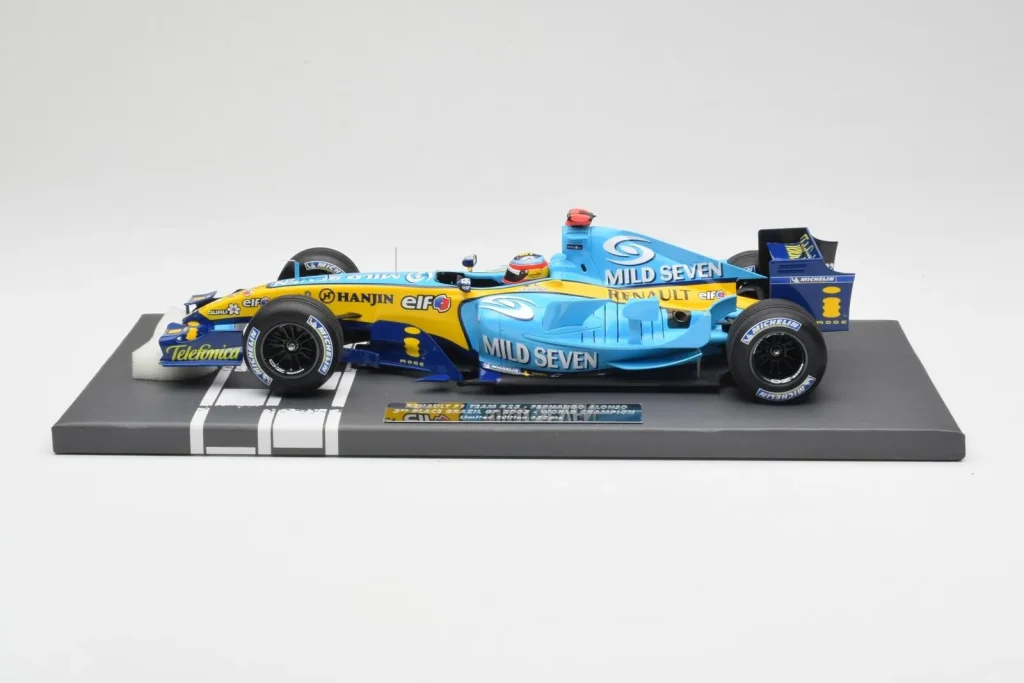 车型 1:18 Renault F1 Team R25 #5 F. Alonso 3rd Place Brazil GP World Champion 年 2005 Minichamps