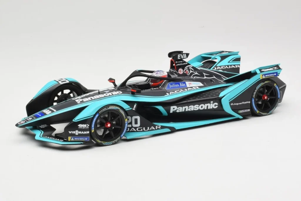ชุดแต่ง Jaguar