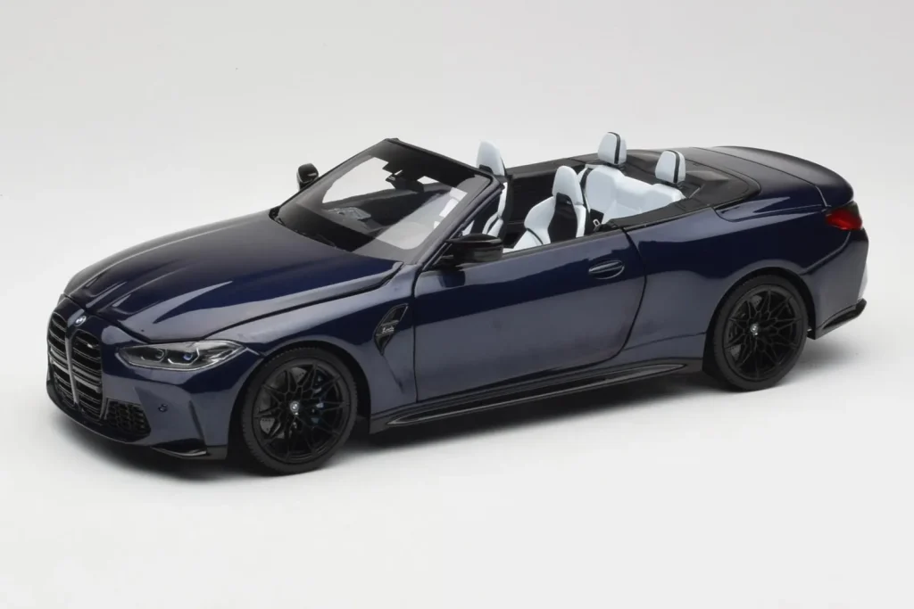 车型 1:18 BMW M4 G82 Cabriolet 金属蓝 Minichamps