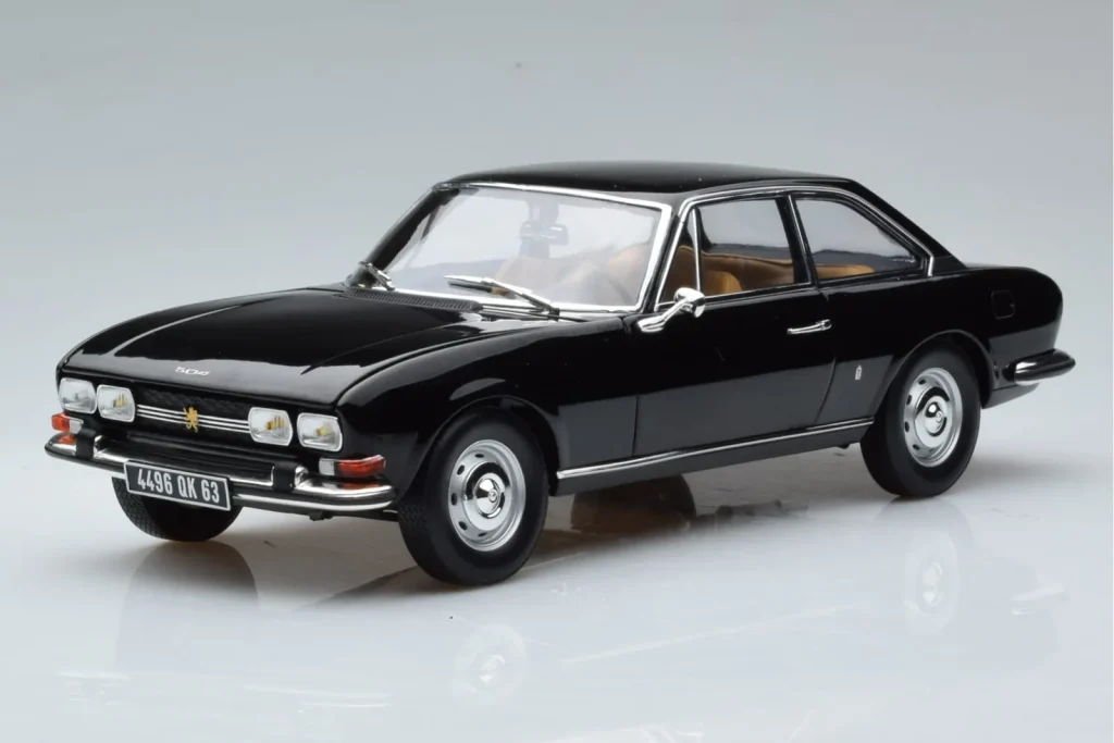 Model 1:18 Peugeot 504 Coupe Black Norev