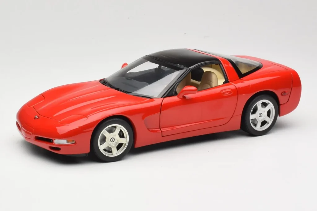 Model 1:18 Chevrolet Corvette C5 Targa red UT Models