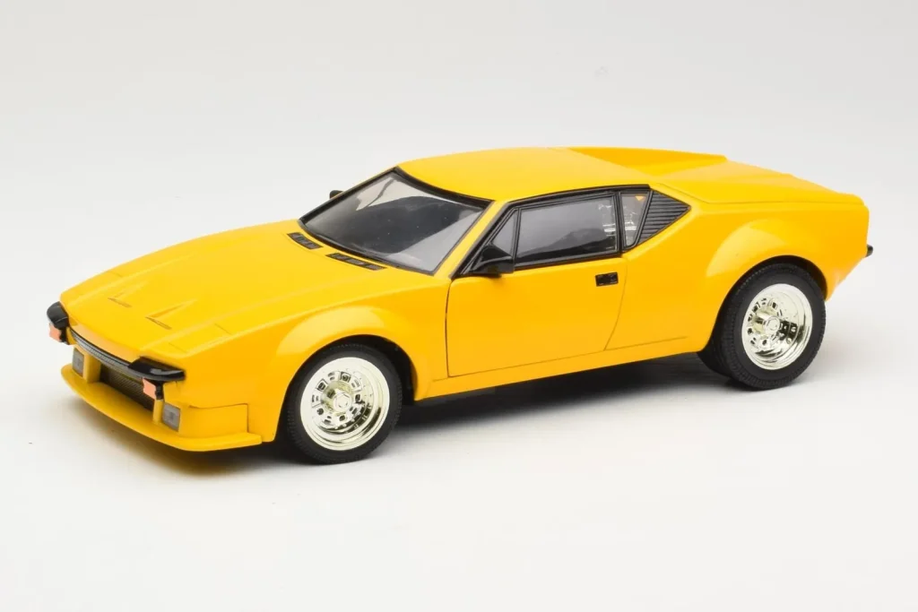 车型 1:18 De Tomaso Pantera 黄色 Hot Wheels