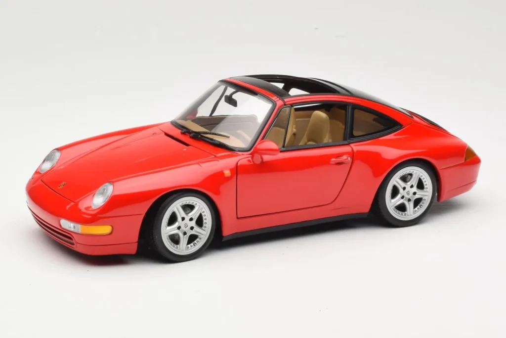 Model 1:18 Porsche 911 993 Carrera Targa red UT Models