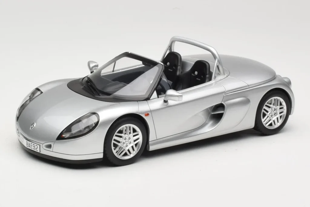 车型 1:18 Renault Spider 银色 Otto