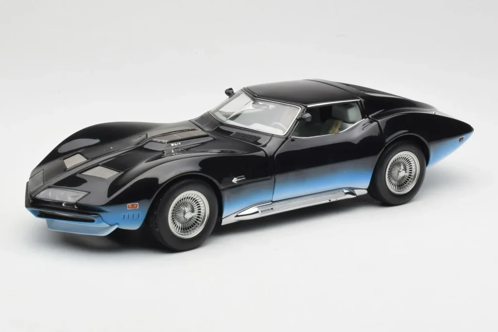 车型 1:18 Chevrolet Corvette Manta Ray 蓝色 AUTOart