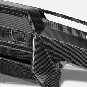 ดิฟฟิวเซอร์ท้ายคาร์บอนไฟเบอร์ Lamborghini Urus Performante RYFT