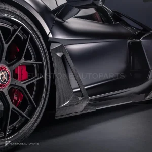 ครีบข้างประตูคาร์บอนไฟเบอร์ Lamborghini Revuelto RYFT