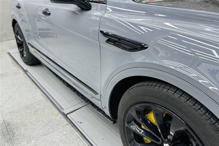 Side Skirts Autoclave Carbon Fiber Bentley Bentayga 2021-2026 style DarwinPRO(V8S)