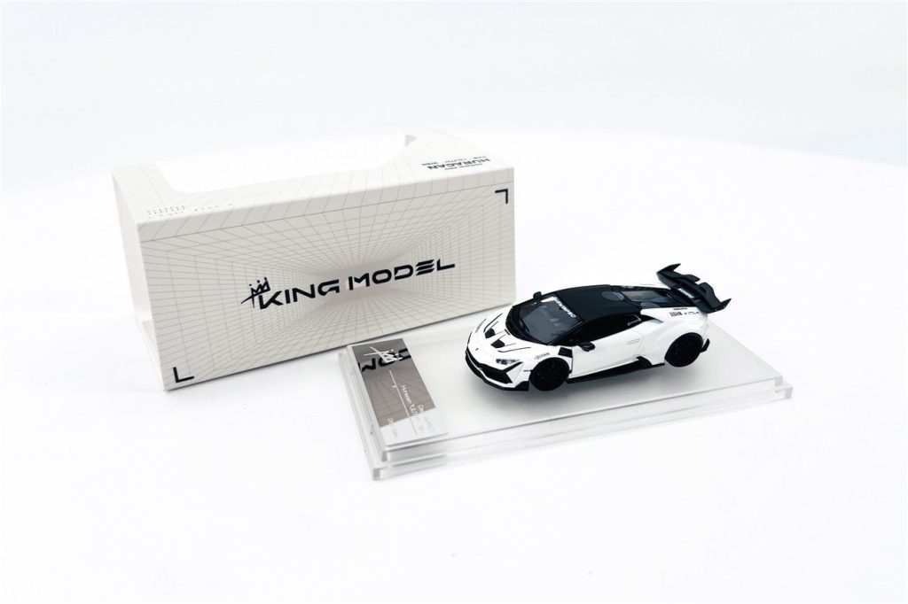โมเดลรถ Diecast 1:64 Lamborghini Huracan ชุด BKSSII สีขาว