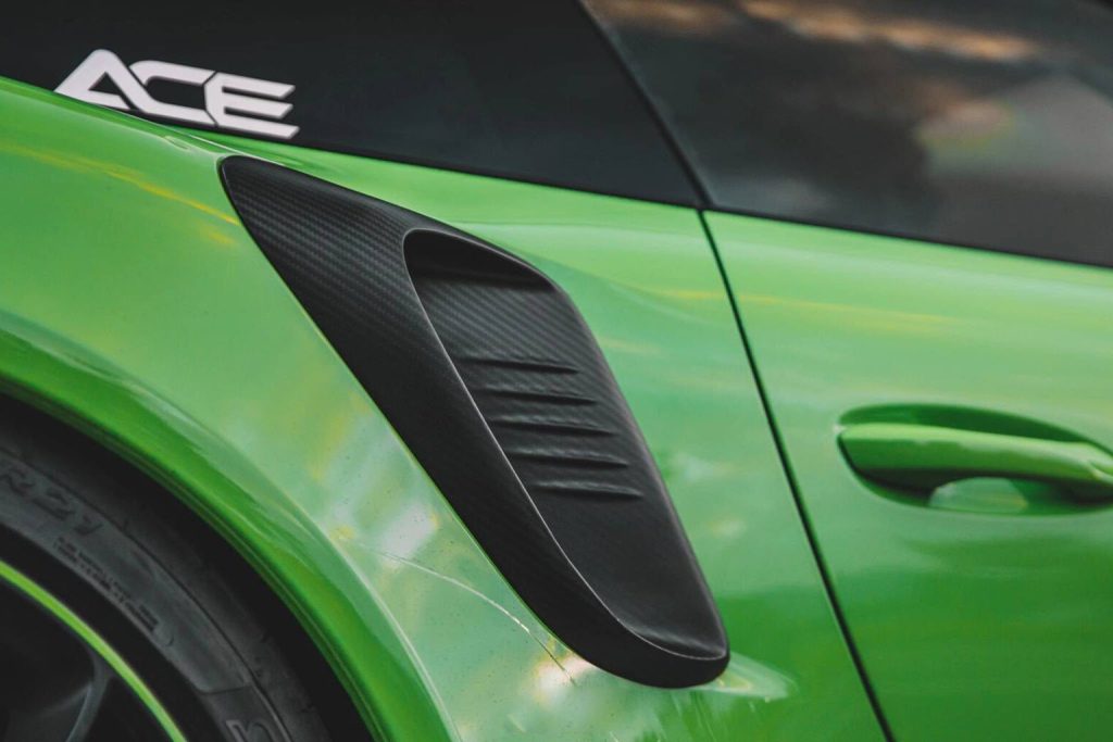 แก้มข้าง Autoclave Carbon Fiber PORSCHE 911 991.2 GT3 ทรง DarwinPRO 2015-2019