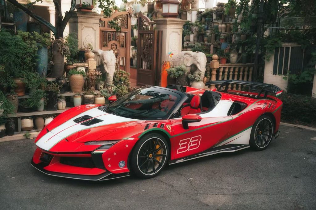 ชุดแต่งรอบคัน Autoclave Carbon Fiber Ferrari