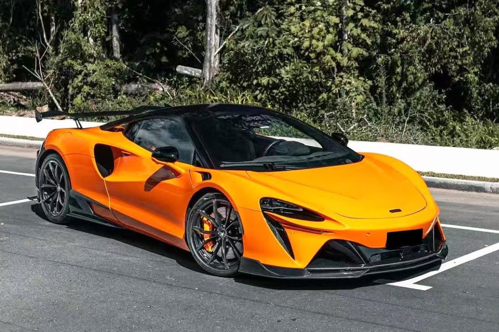 ชุดแต่งรอบคัน Autoclave Carbon Fiber McLaren Artura (Spider AM)