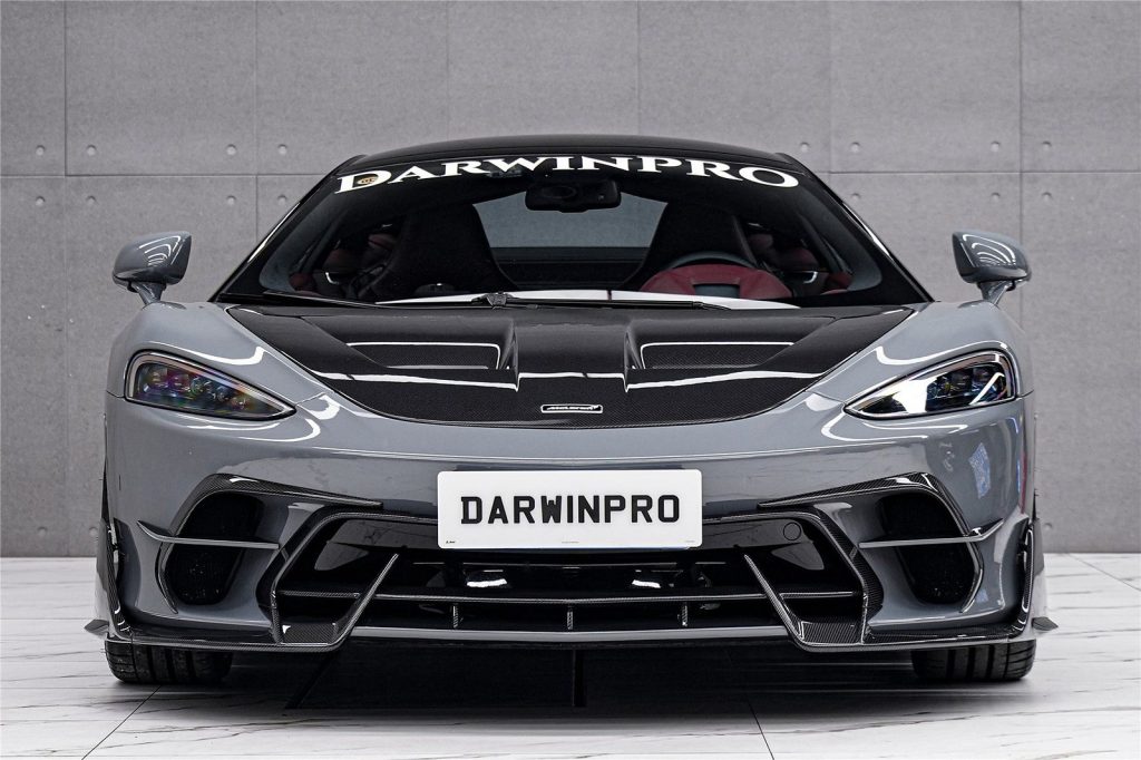 ลิ้นหน้า Carbon Fiber McLaren GT