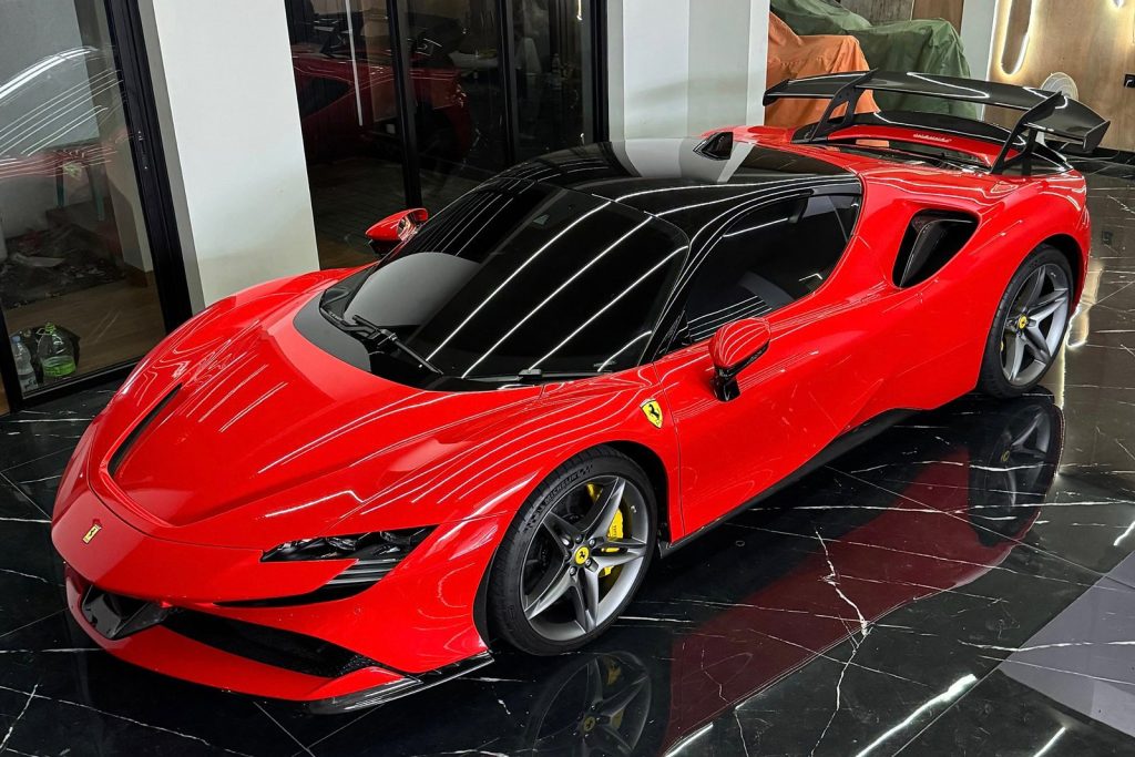 สปอยเลอร์ท้าย Autoclave Carbon Fiber Ferrari SF90