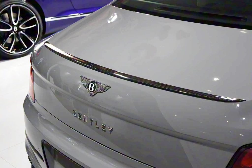 สปอยเลอร์ท้าย Autoclave Carbon Fiber Bentley Flying Spur 2020-2024 ทรง DarwinPRO (Spur OE)