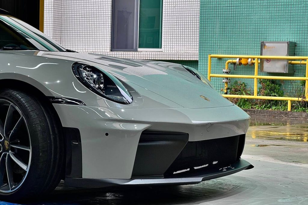 ฝากระโปรงหน้า PORSCHE 911 992.2 ทรง DarwinPRO (Convert GT3)