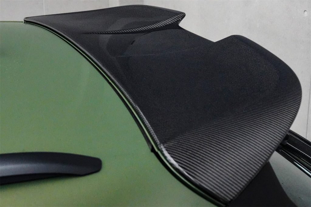 สปอยเลอร์หลังคา Carbon Fiber AUDI A4 B9 S4 ทรง DarwinPRO (B9.5 BKSS)